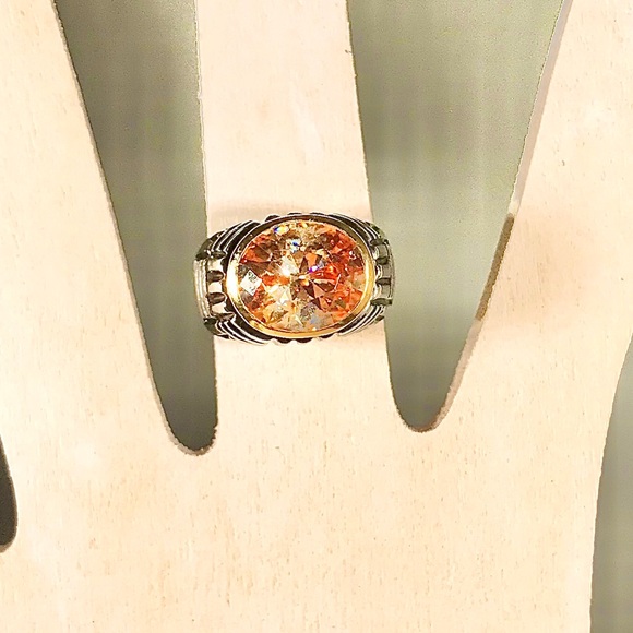 925 Sterling Silver Ring with AAA grade Champagne - Picture 3 of 7